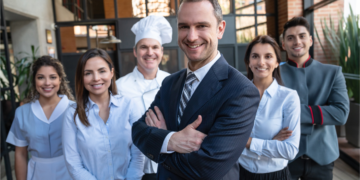 Servicio 5 Estrellas, Talento 5 Estrellas