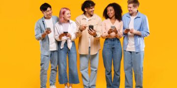 De la notoriedad a la fidelización: cómo construir una estrategia de contenido con el modelo Hero-Hub-Help