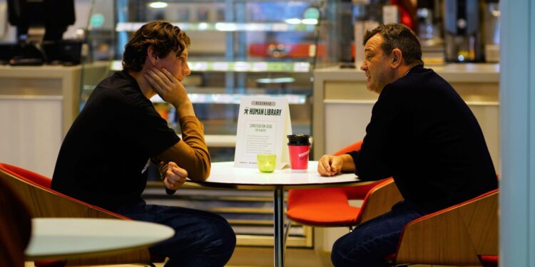 La biblioteca sin libros: la Biblioteca Humana.